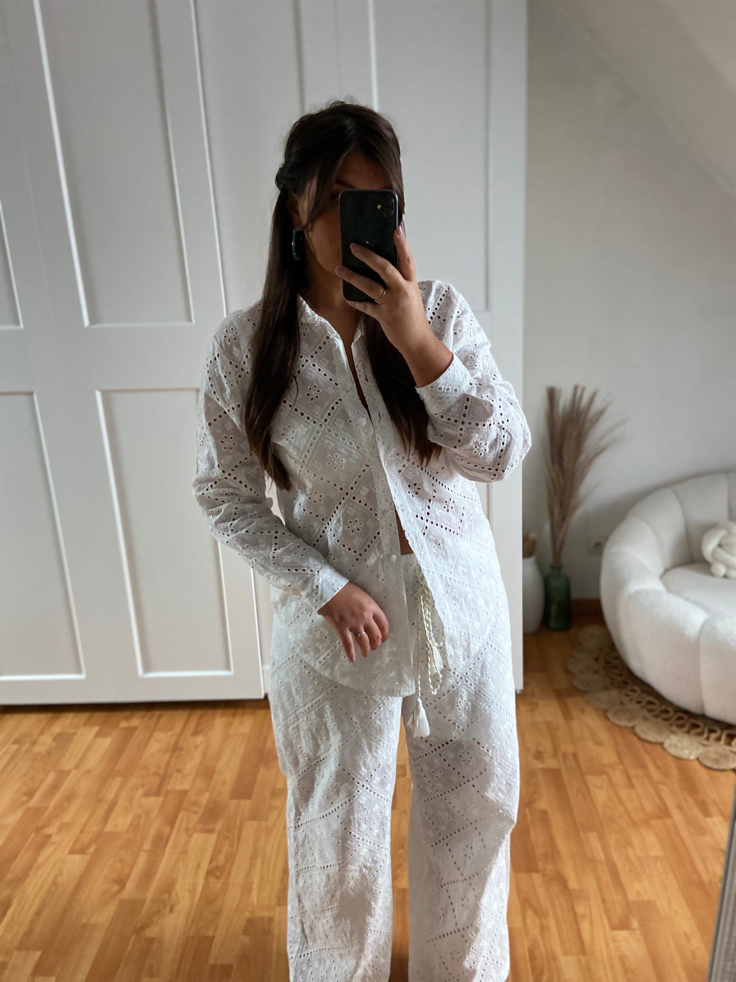 Ensemble chemise bouton brodé et pantalon | Blanc | MAURINE