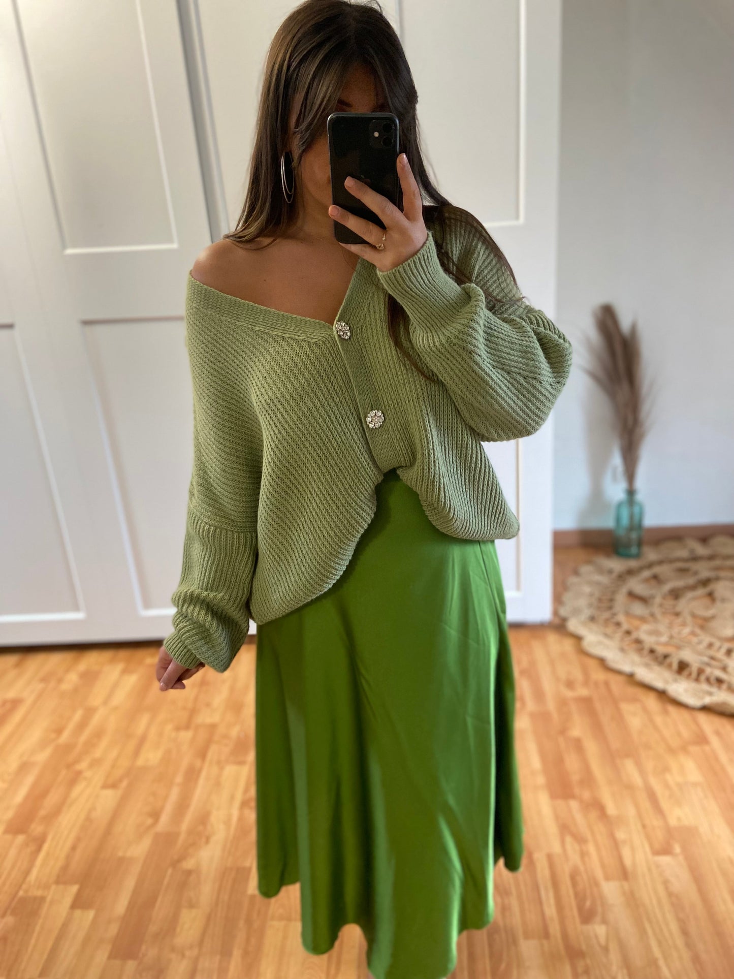 Jupe droite satinée | Olive | ANNA