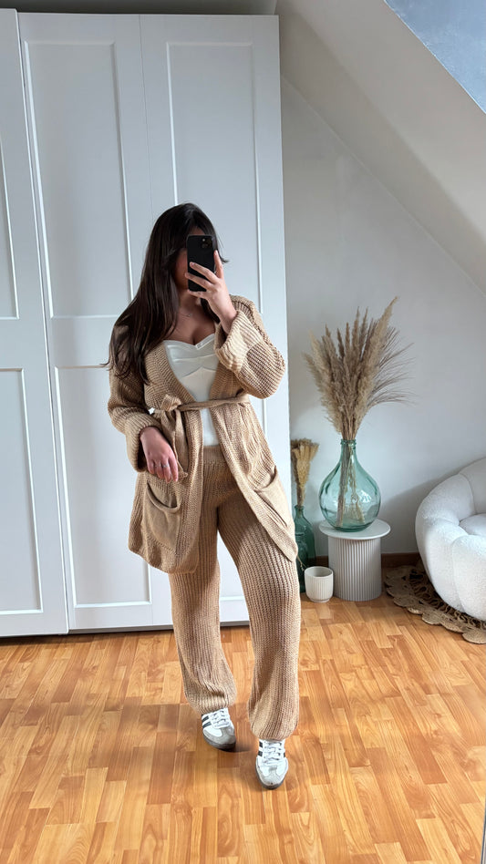 Ensemble en maille pantalon et gilet ceinture | Beige | COCOONING