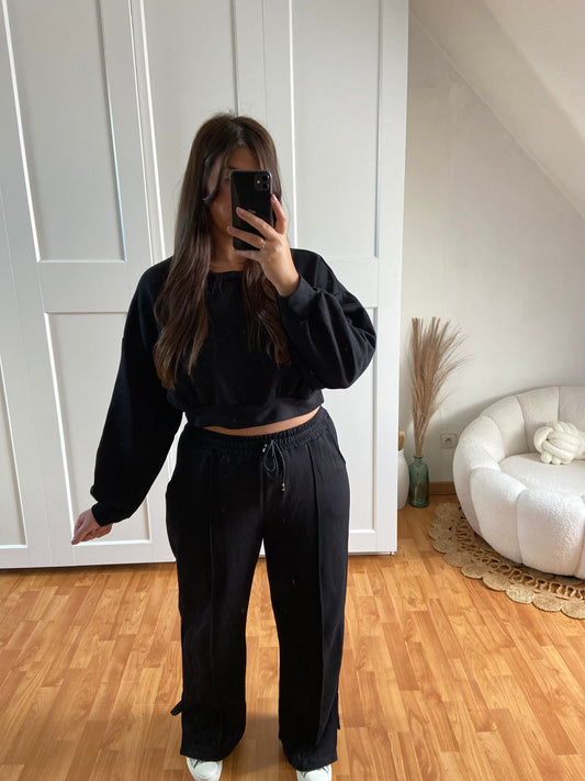 Ensemble survêtement pull court et pantalon fendu| Noir | CINDY