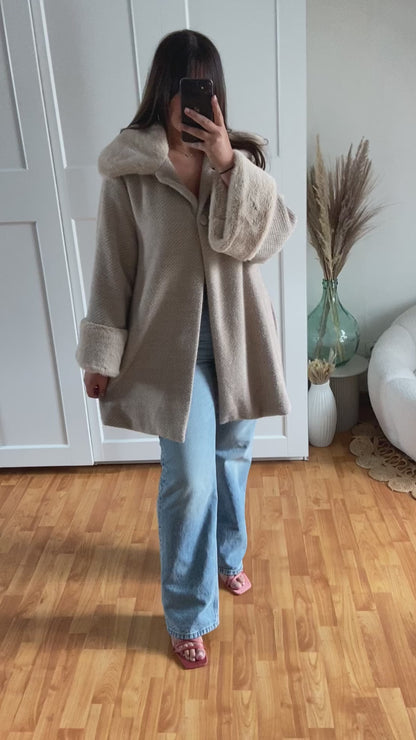 Cape | Beige | ZOE