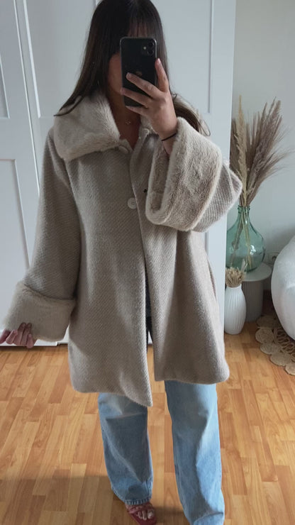 Cape | Beige | ZOE